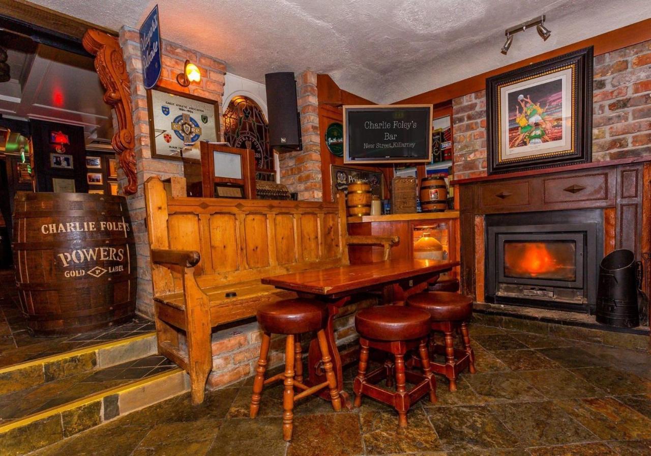 Charlie Foleys Bed & Breakfast Killarney Exterior photo