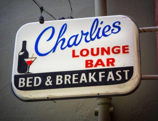 Charlie Foleys Bed & Breakfast Killarney Exterior photo